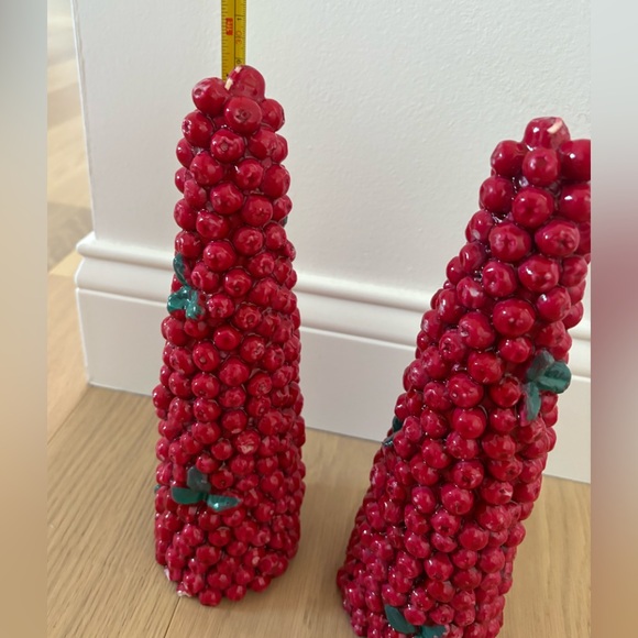 Red cranberry holiday candles - set of two - Picture 2 of 3